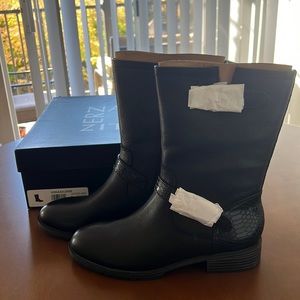 Women’s Naturalizer black leather Genna mid calf Moto boot, women’s 7.